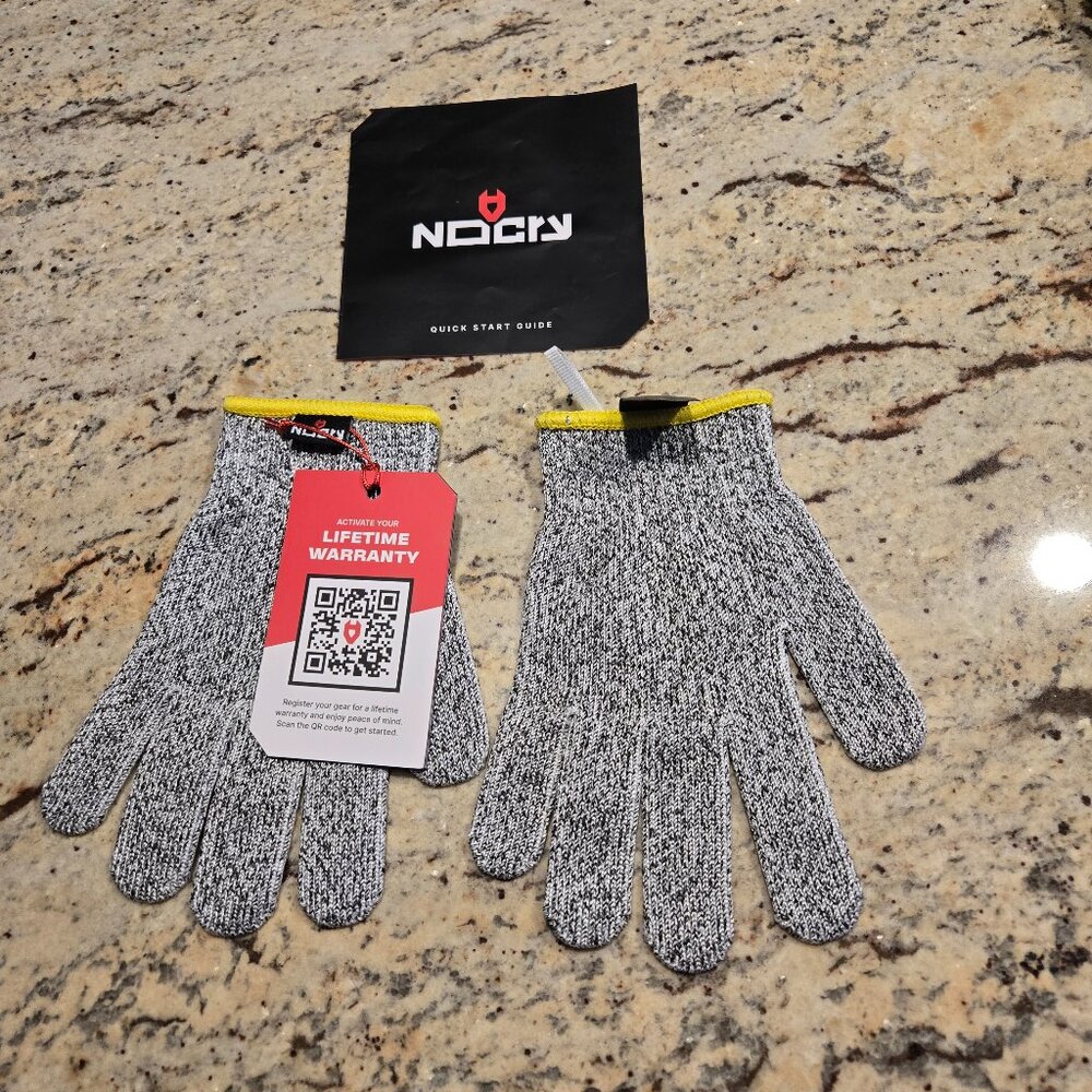 NoCry Premium Cut Resistant Gloves — 100% Food Grade; Level 5 Protection NEW
